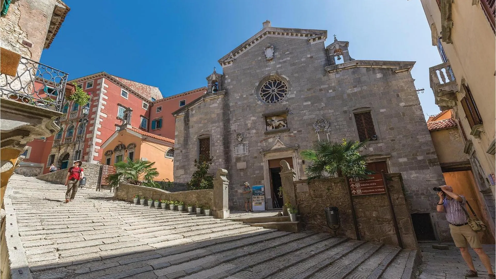 Stunning Apartment In Labin With Kitchen Ravni
